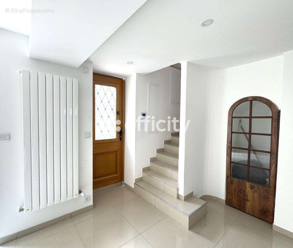 Maison 115 m² à Iverny  - photo 15