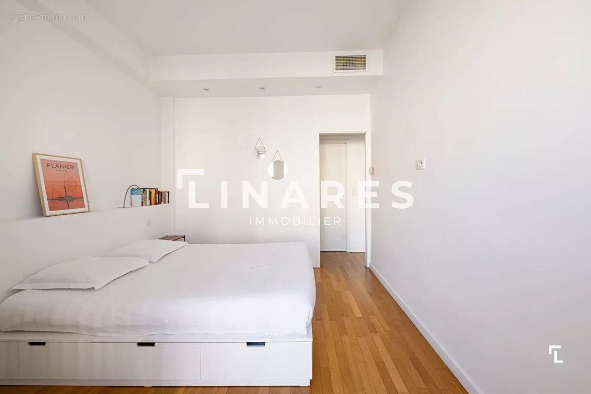 Appartement à MARSEILLE-2E