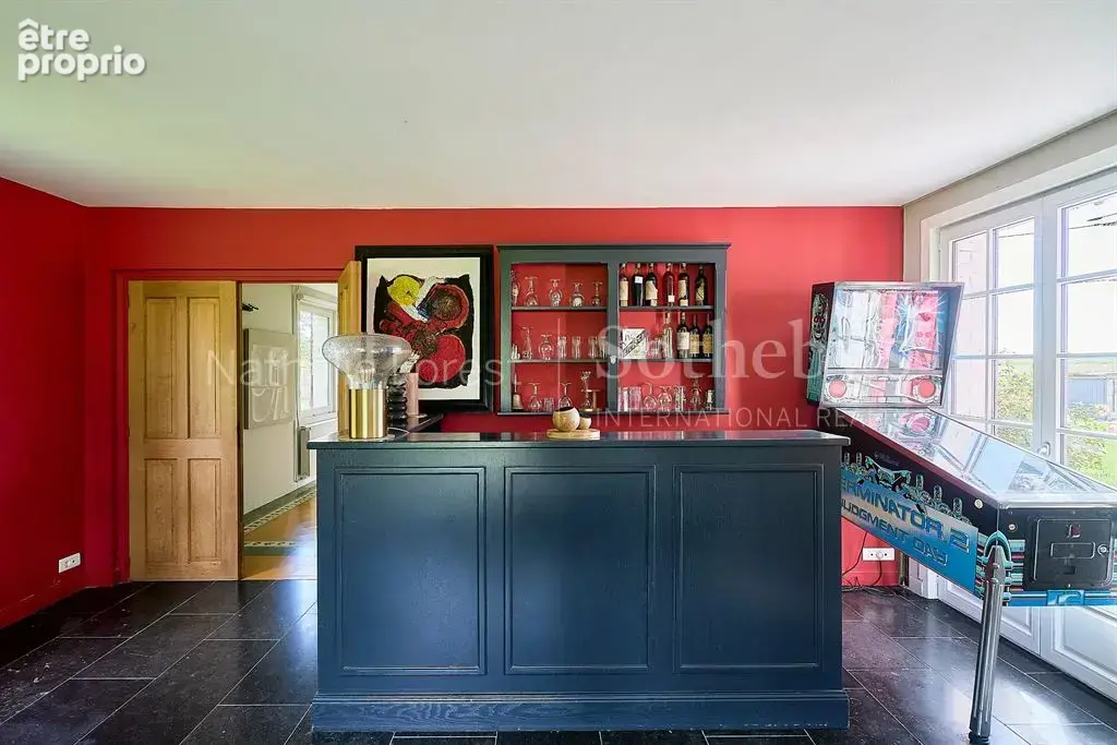 Linselles , charmante ferme au carré sur 2700 m2 de terrain , 6 ch , 5 box , 3 garages - photo 9
