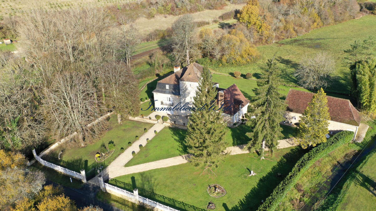 Maison à SAINT-CREPIN-D&#039;AUBEROCHE