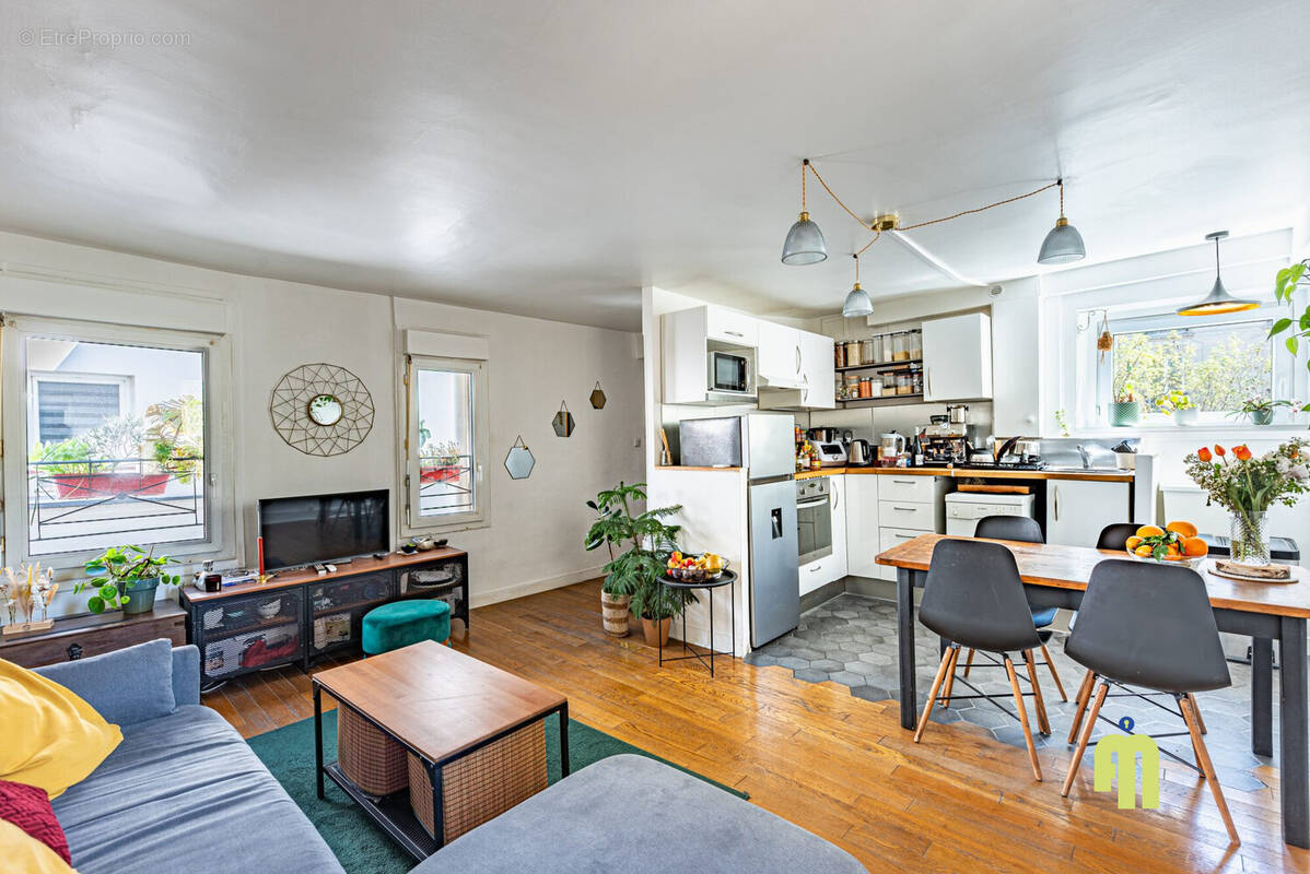 Appartement à PARIS-12E