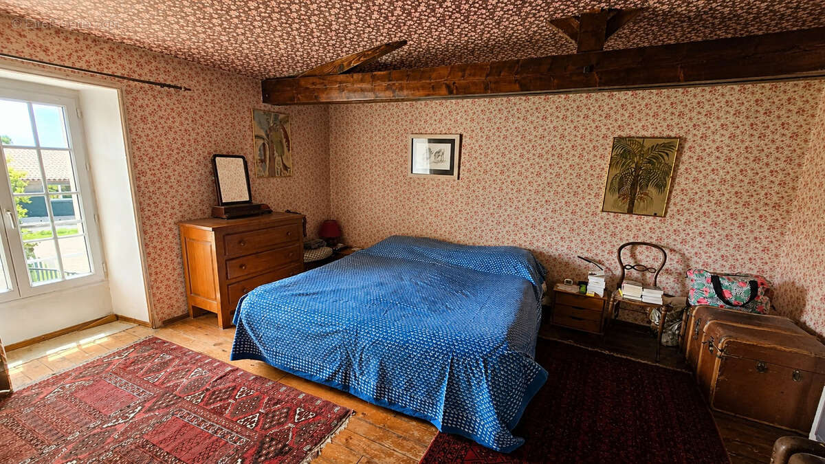 Maison à LE POIRE-SUR-VIE