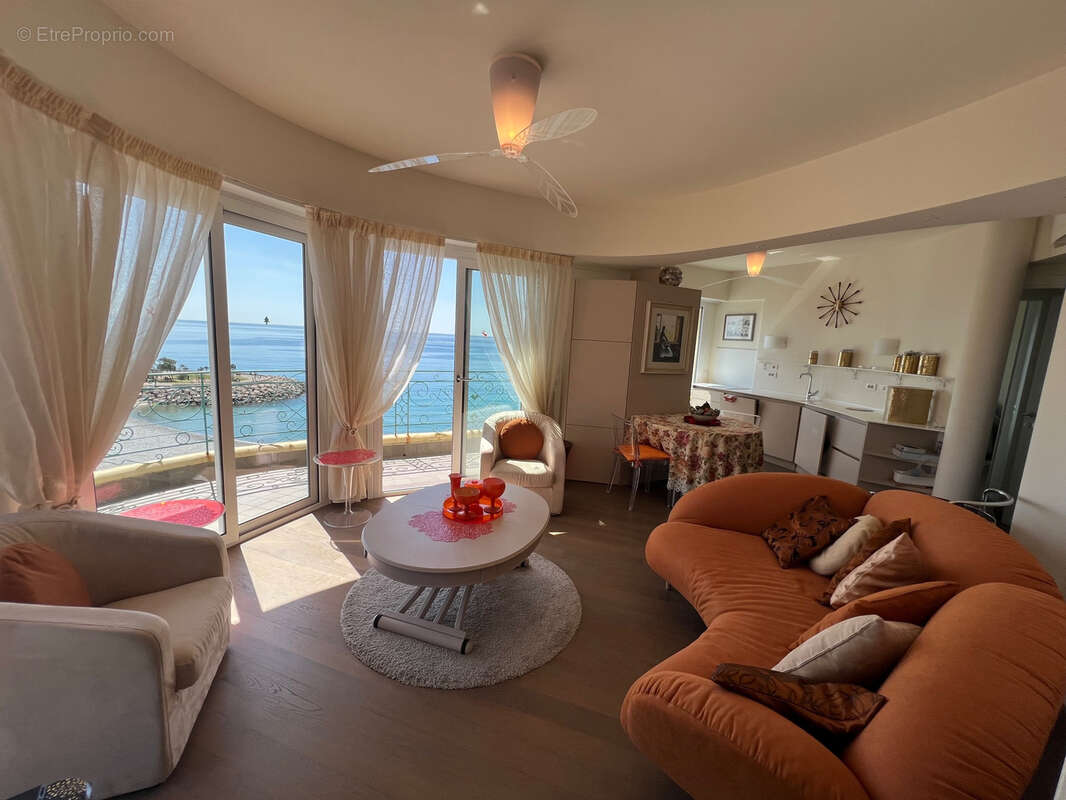 Appartement à MENTON