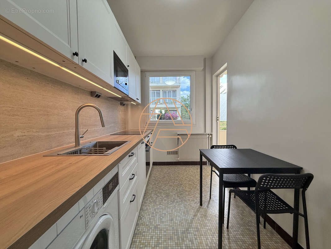 Appartement à SAINT-MAUR-DES-FOSSES