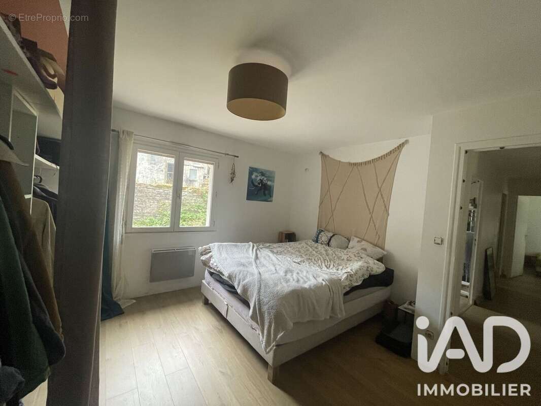 Maison 83 m² à Locunole  - photo 3