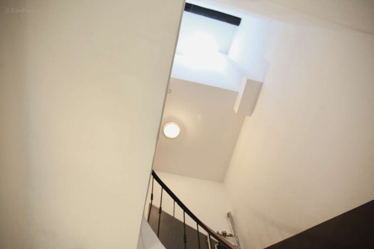 Appartement à MARSEILLE-3E