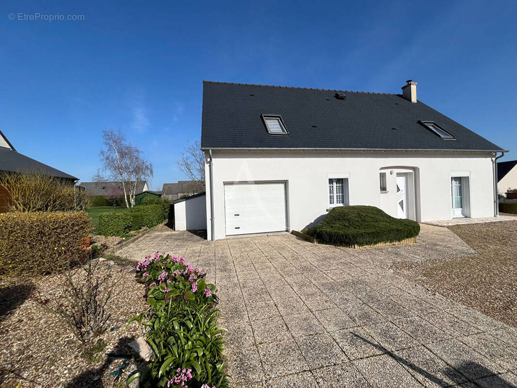 Maison à CHATEAU-RENAULT