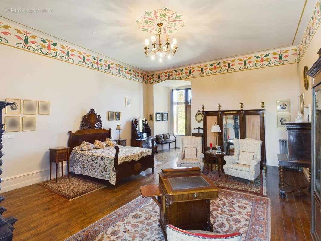 Maison à LA CHATRE
