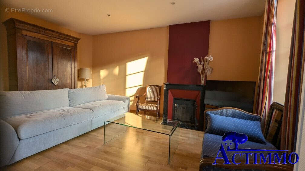 Appartement à JOIGNY
