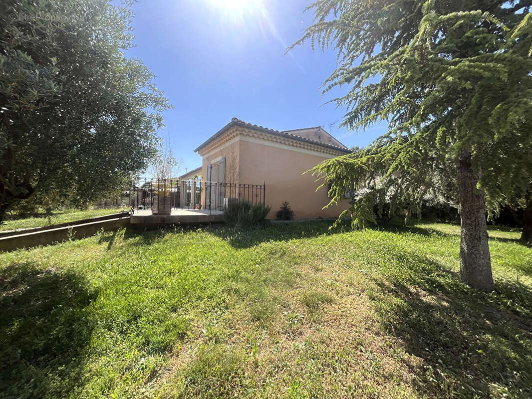 Maison à SARRIANS