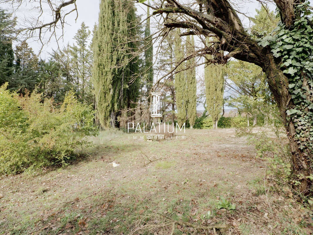 Terrain à PIERREVERT