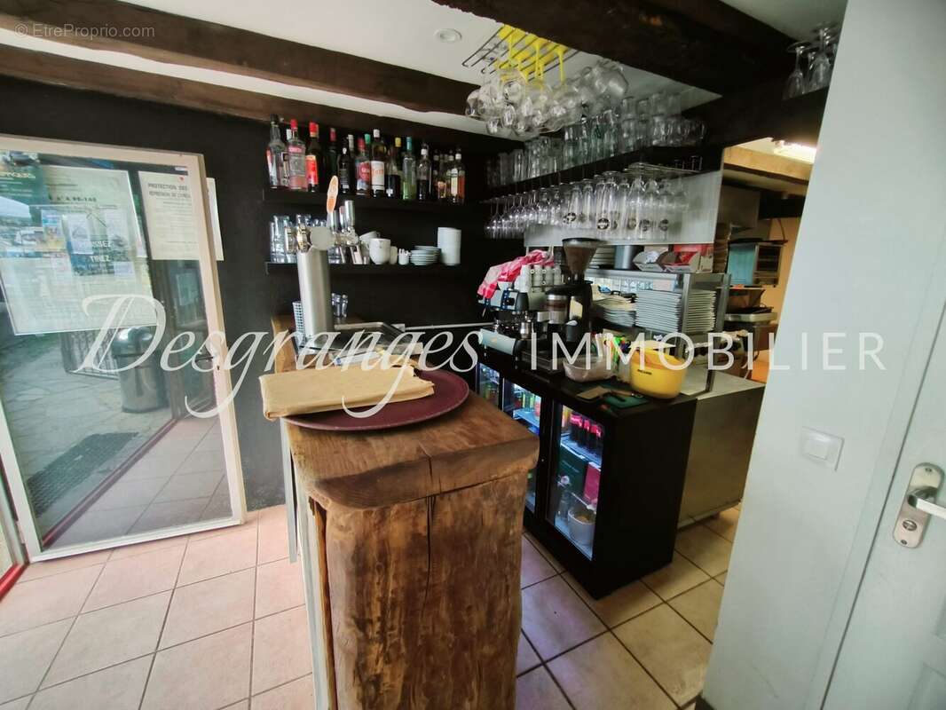 Appartement à SEGUR-LE-CHATEAU