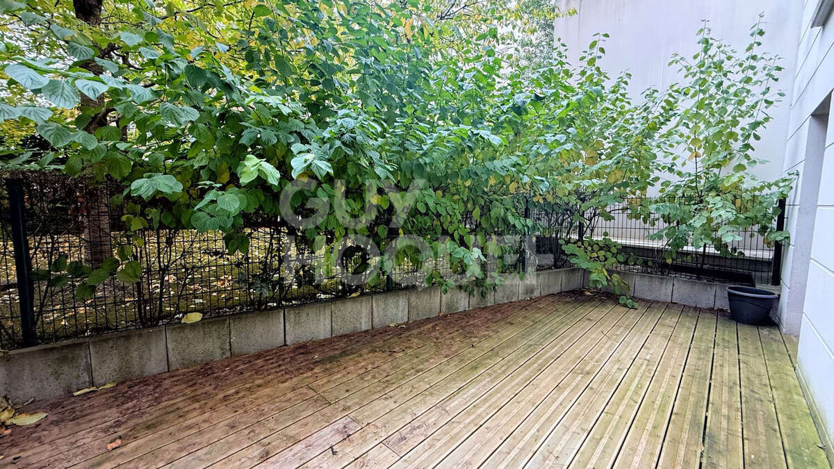 Appartement à NANTERRE
