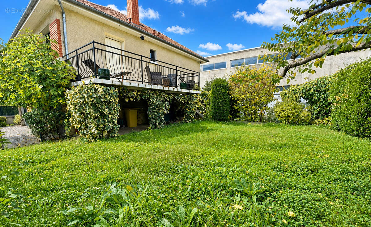Maison à NEUILLY-PLAISANCE
