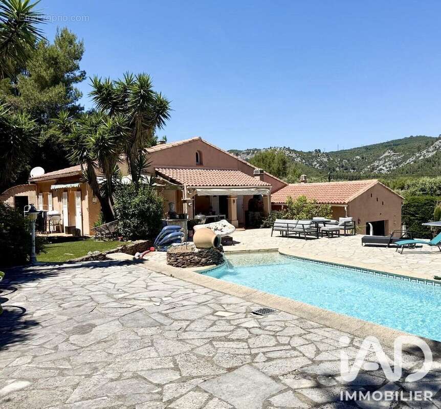 Photo 2 - Maison à LA VALETTE-DU-VAR