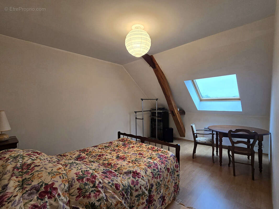 Maison à ETIVAL-LES-LE-MANS