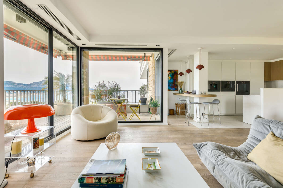 Appartement à MARSEILLE-7E