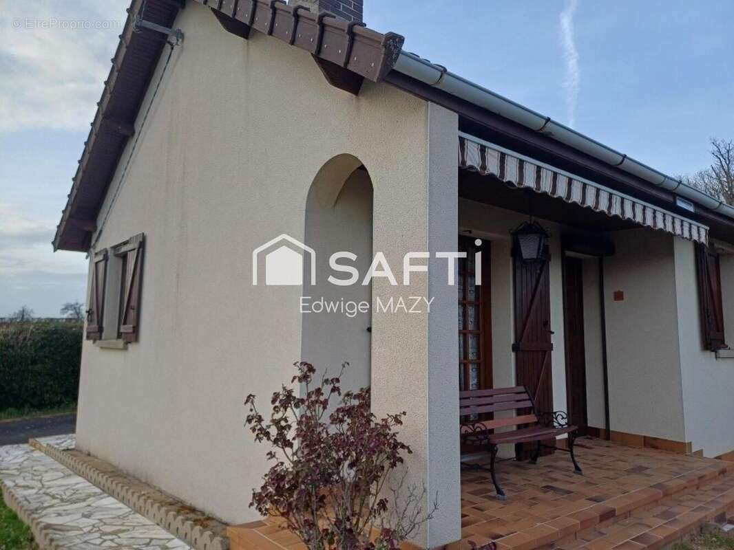Maison 72 m² à Sannat  - photo 3