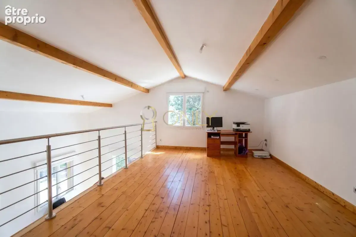 Fareins _ Maison 140 m² + sous-sol aménagé 75 m² - photo 18
