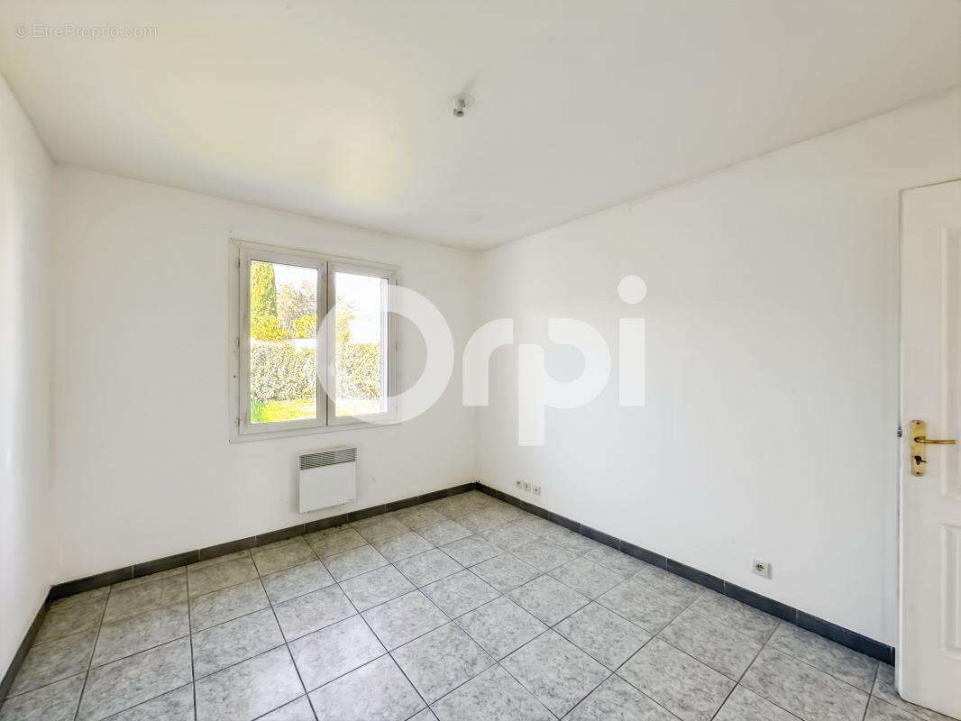 Maison à VALLON-PONT-D&#039;ARC