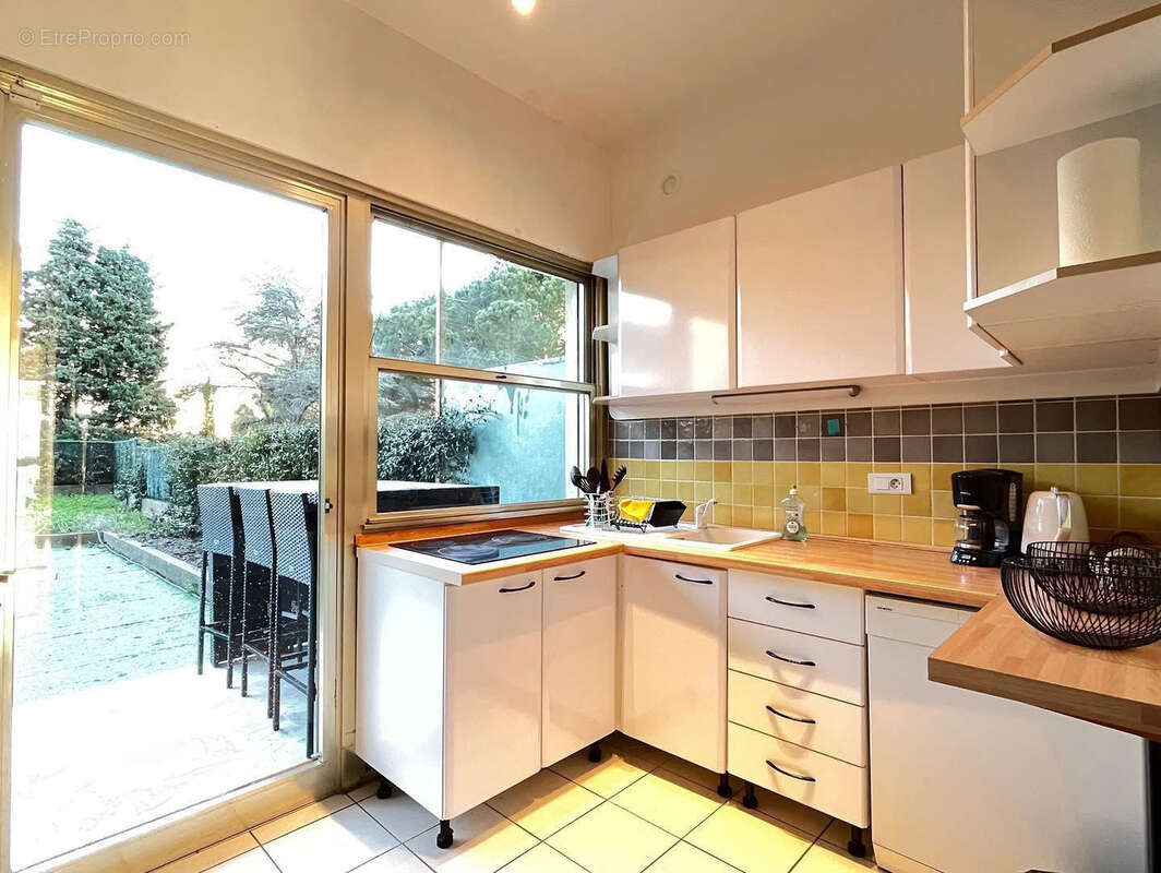 Appartement à ROQUEBRUNE-CAP-MARTIN