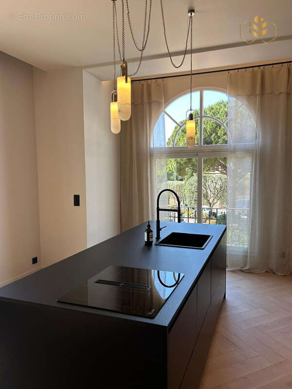 Appartement à CAP-D'AIL