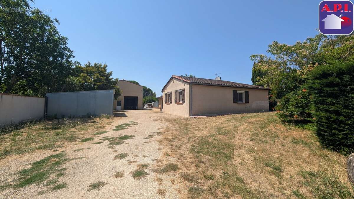 Maison 110 m² à Montbrun-Lauragais  - photo 17