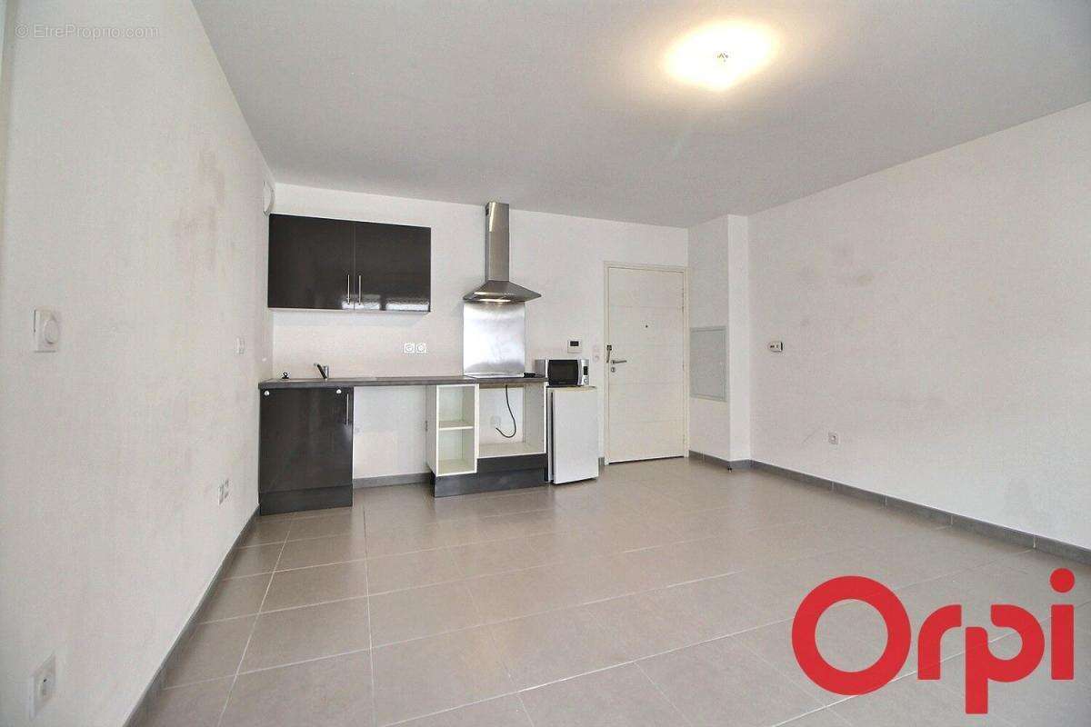 Appartement à MARSEILLE-2E