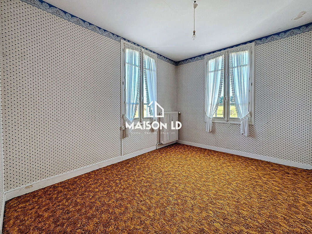 Maison à SAINT-PIERRE-SUR-DIVES