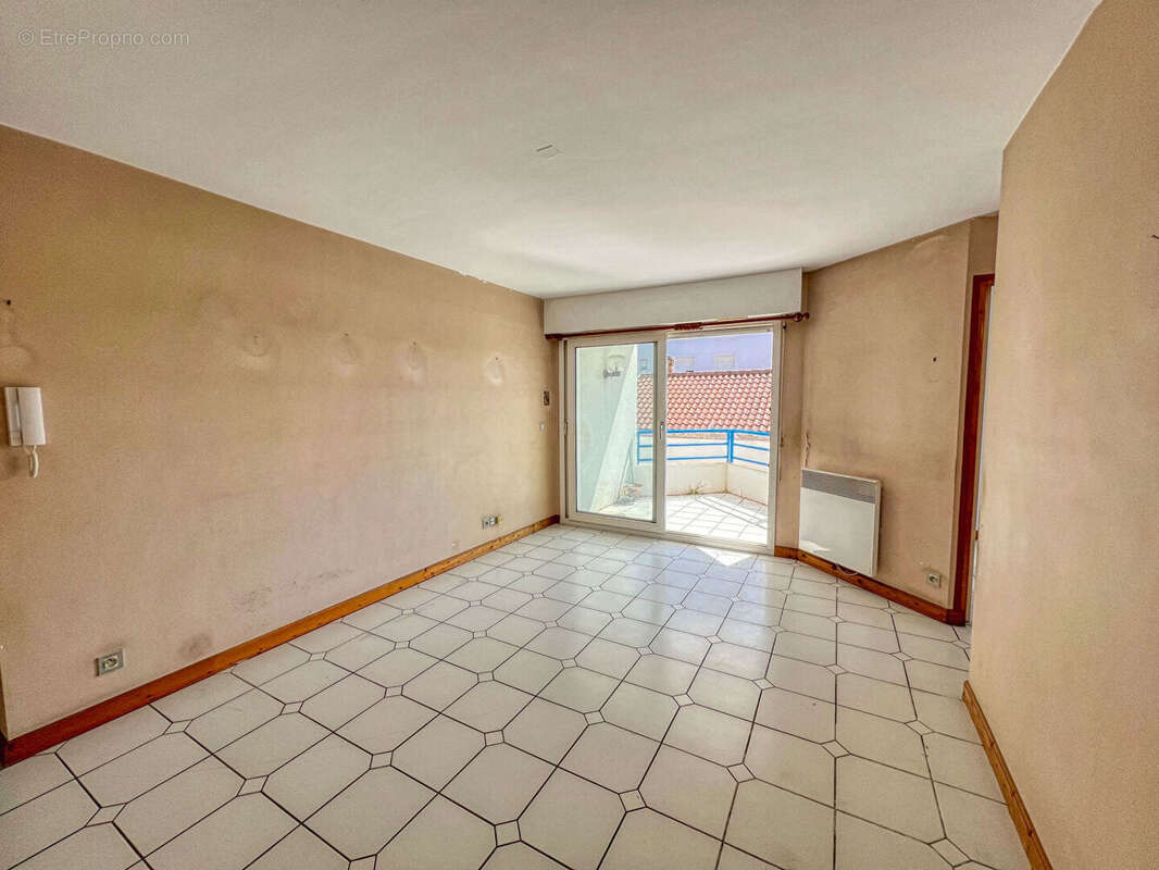 Appartement T2 idéalement situé à Royan - Proche marché et plage - photo 3