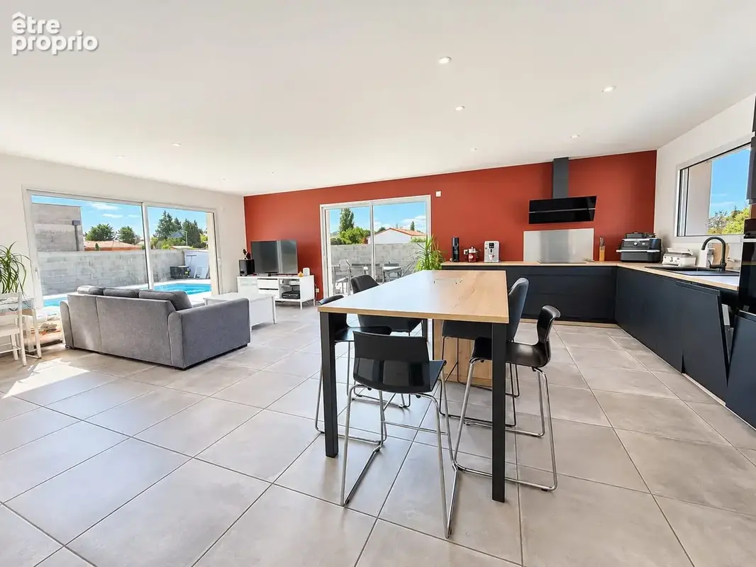Maison 5 pièces 130 m² à vendre à Saint-Laure (63350) - photo 3
