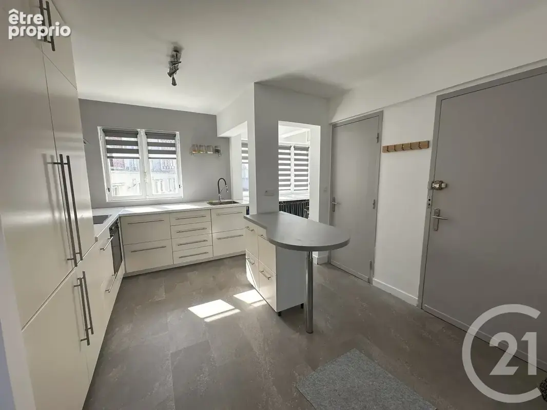 Appartement 3 pièces 94 m² à vendre à Royan (17200) - photo 3