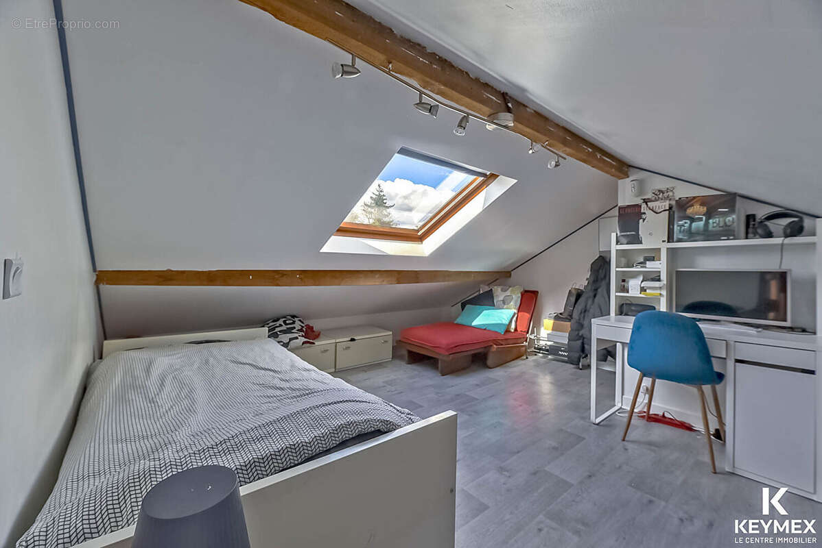 Maison à FREPILLON