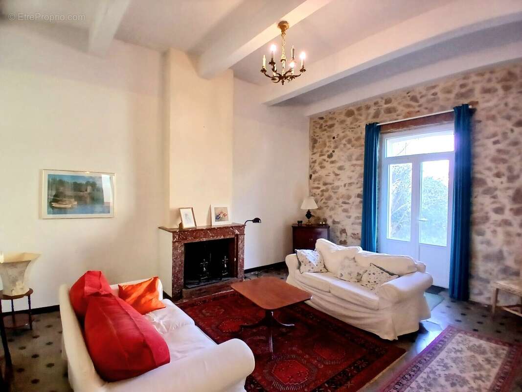 Maison à CESSENON-SUR-ORB