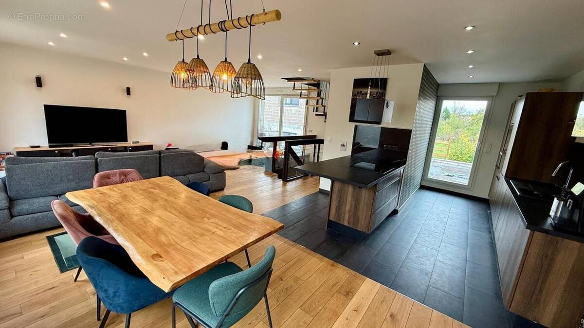 Photo 1 - Maison à TOMBLAINE