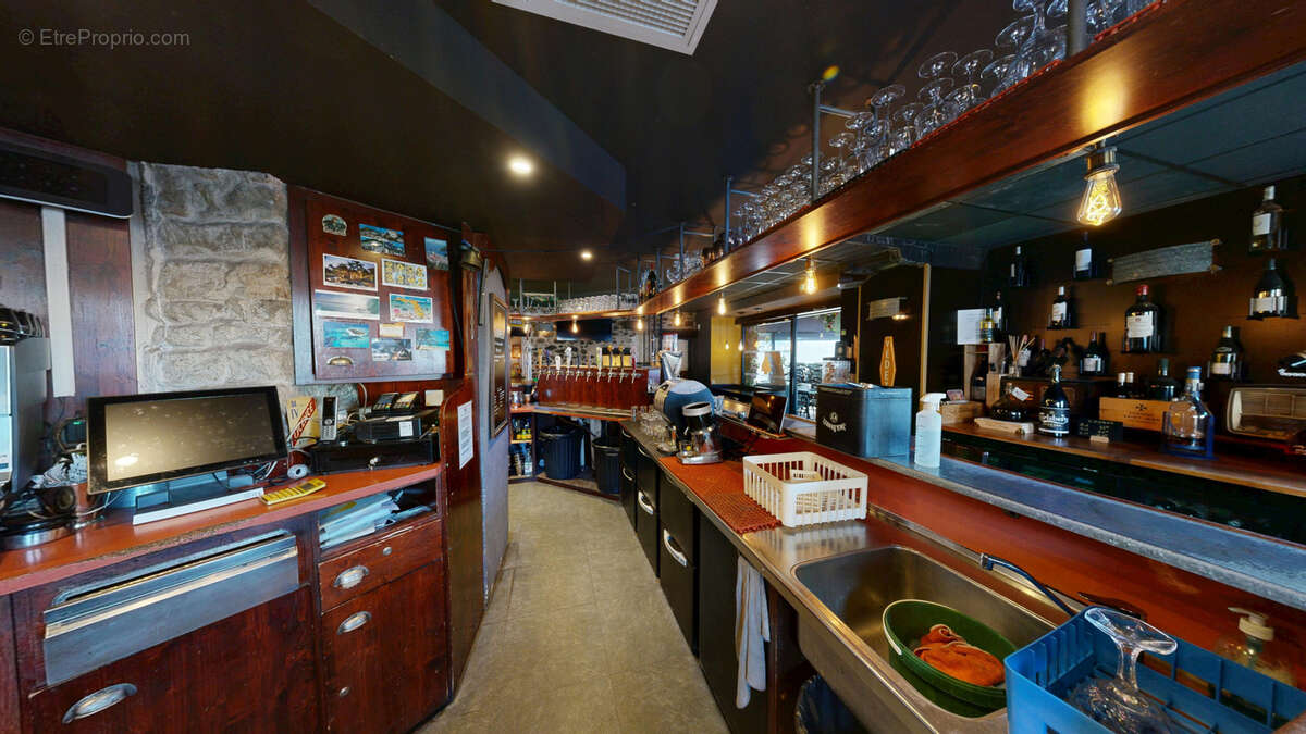 Commerce à DIGNE-LES-BAINS