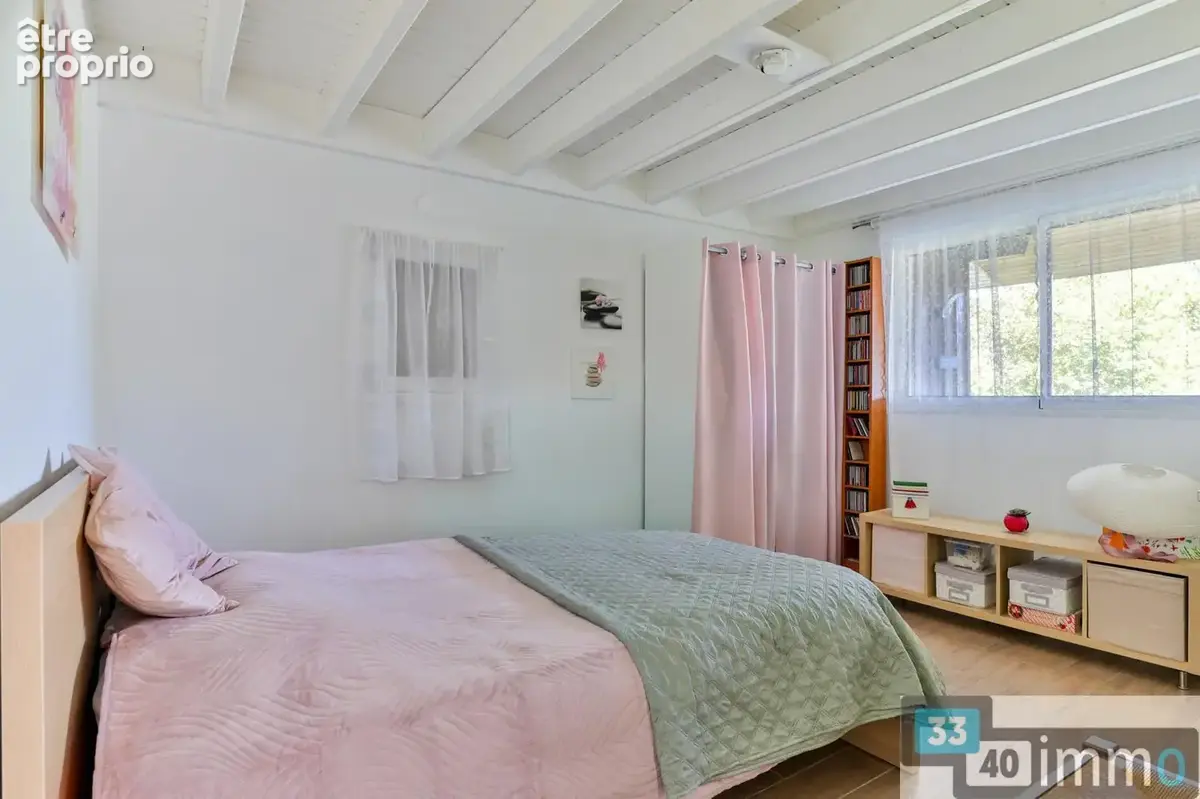Salles centre - maison 150m2 + grange 100m2 - piscine & jacuzzi - 1800m2 - photo 9