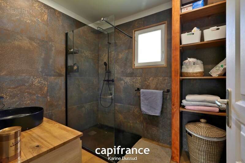 Maison à SAINTE-CATHERINE