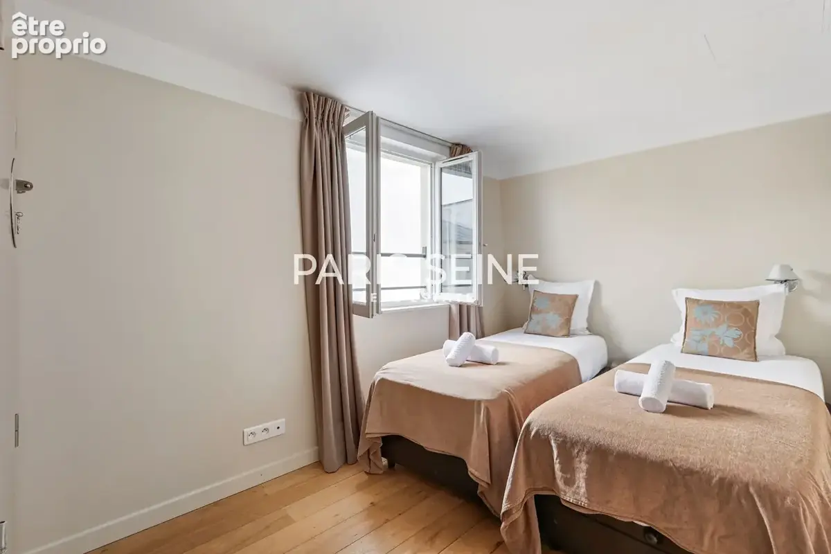 Paris Seine - Duplex en dernier étage ! - photo 7