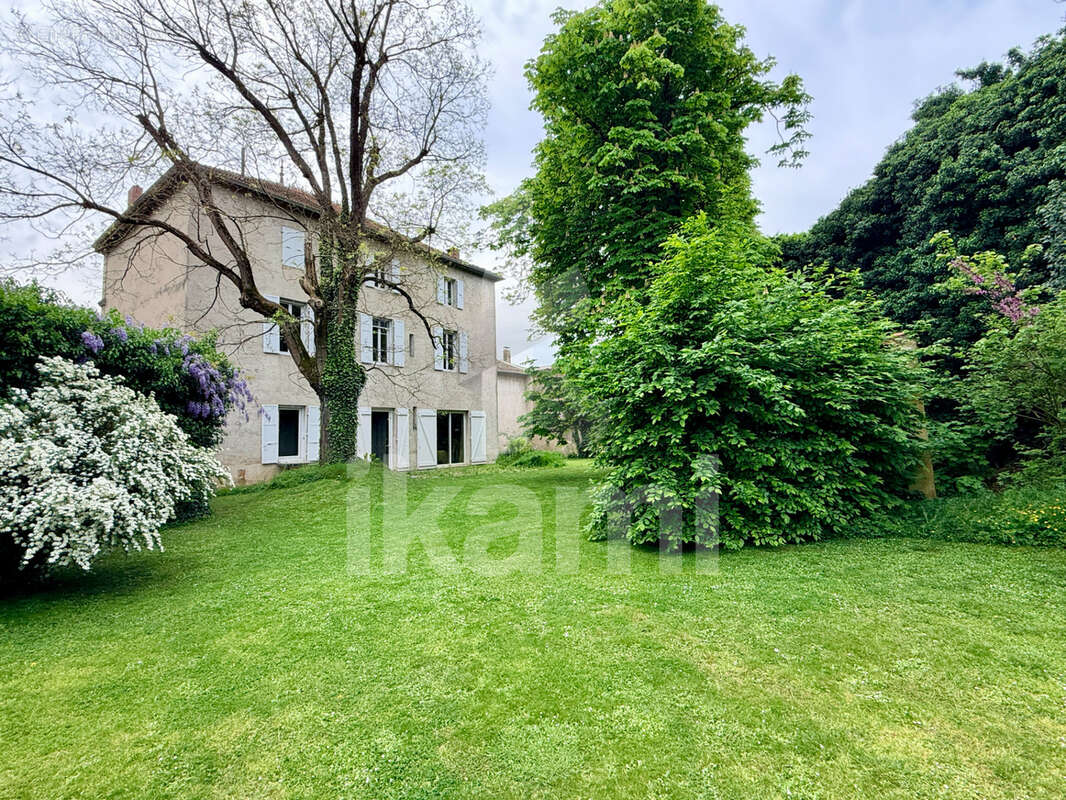 Maison à ANNEYRON