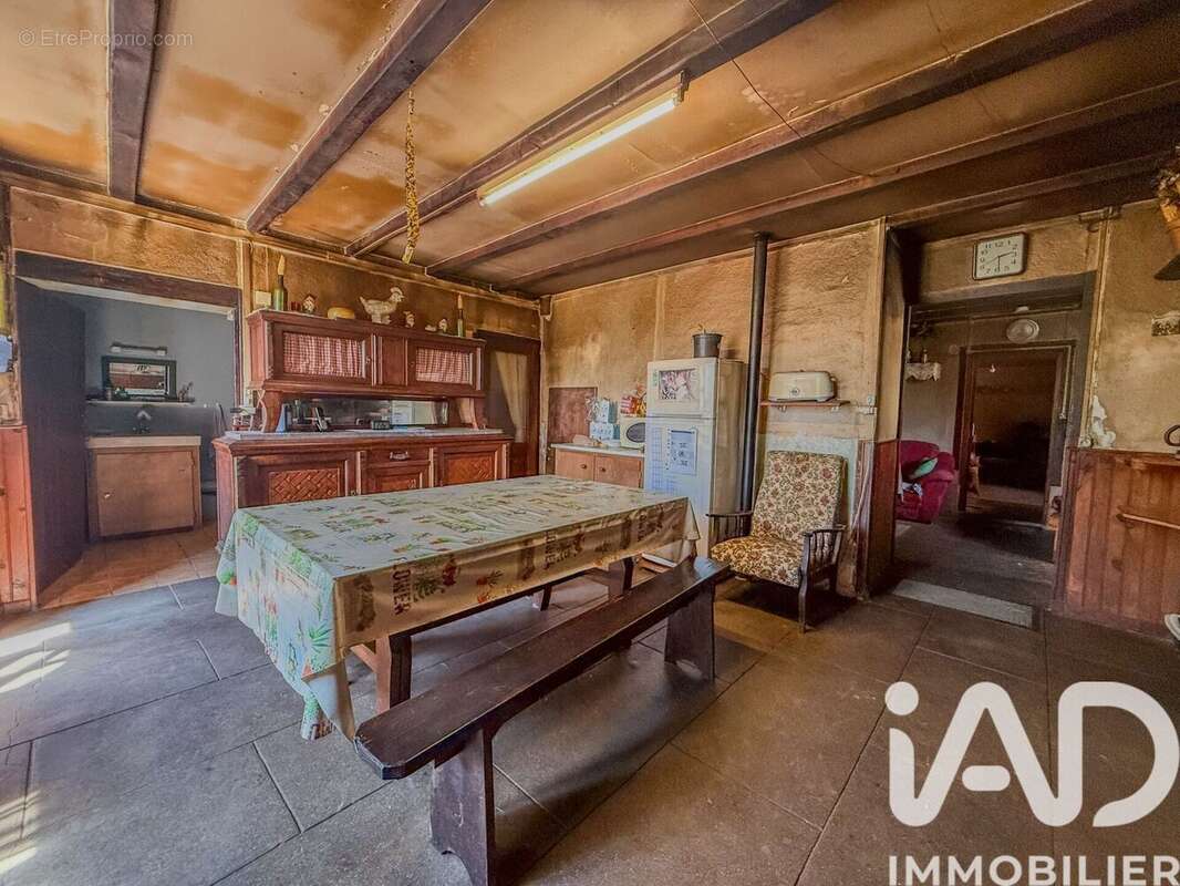 Maison 60 m² à Oradour-Saint-Genest  - photo 4