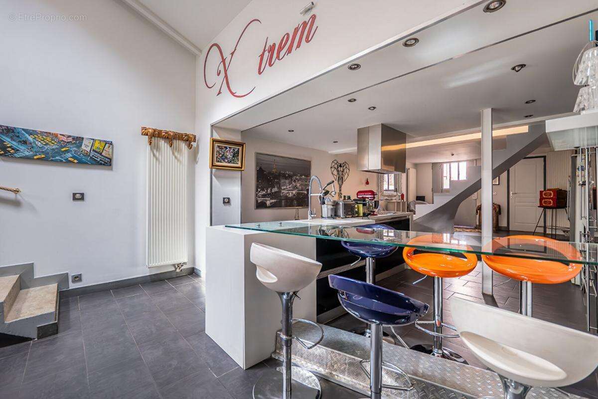 Appartement à ASNIERES-SUR-SEINE