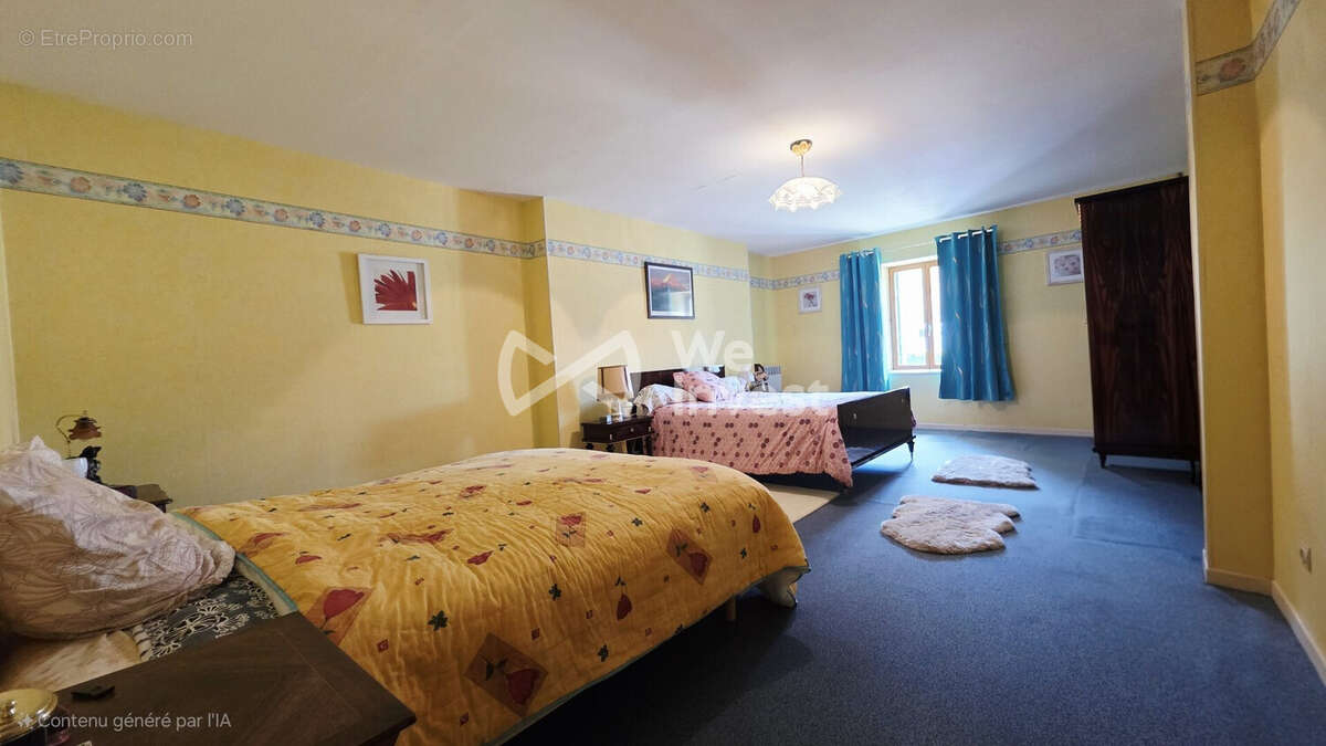 Maison à MAUBERT-FONTAINE