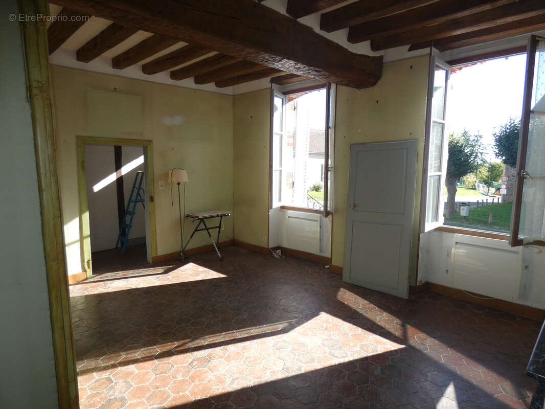 Maison à ORMOY