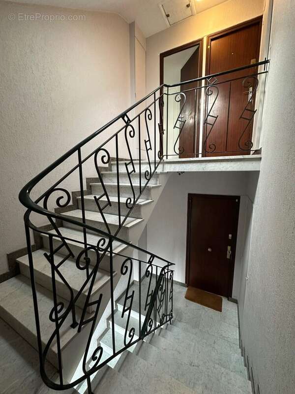 Appartement à LE BLANC-MESNIL