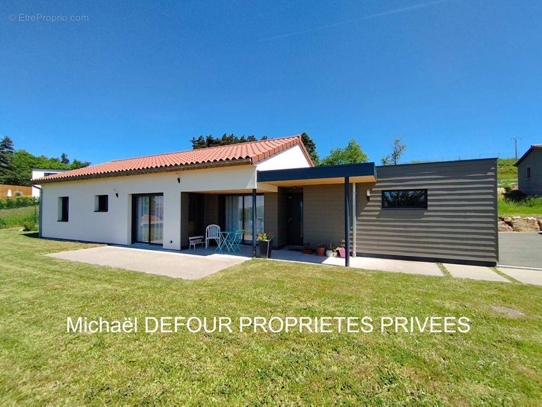 Maison à LES VILLETTES