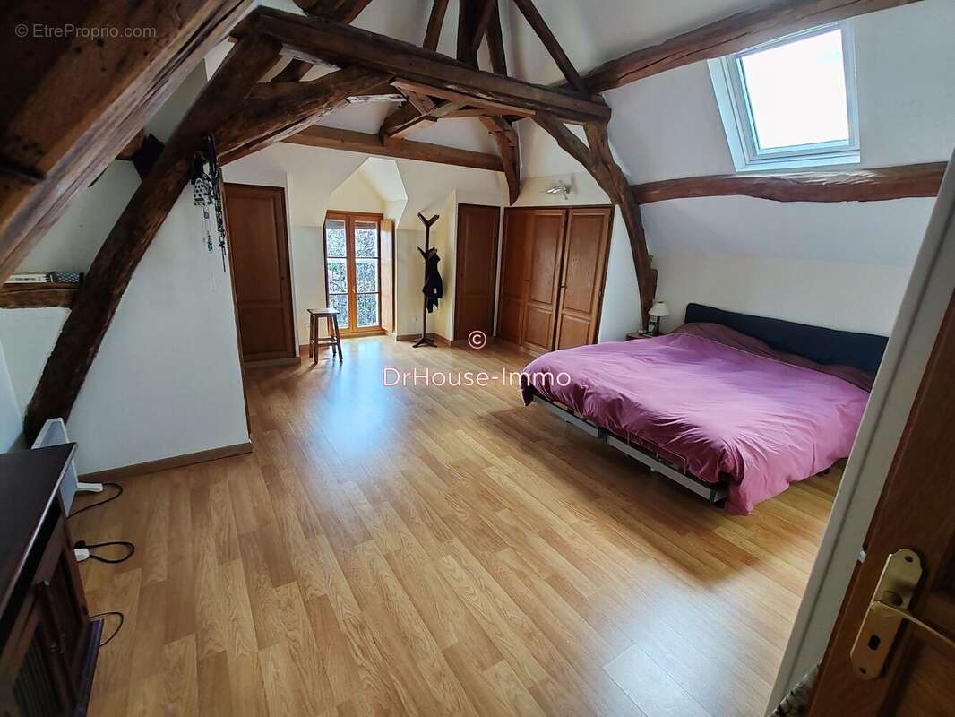Maison 9 pièces 251 m² à vendre à Vaux-Sur-Vienne (86220) - photo 18
