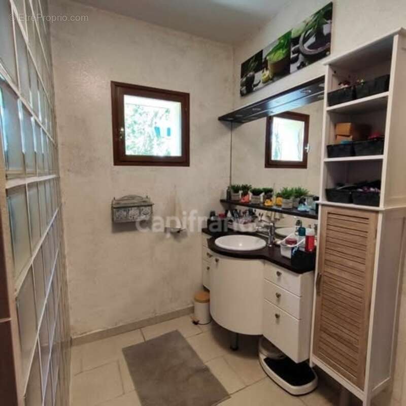 Investissement malin : habitation 117m², stockage et forte rentabilité - photo 10