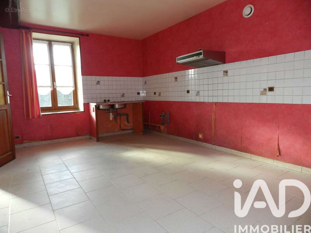 Maison 135 m² à Lassay-Les-Chateaux  - photo 6