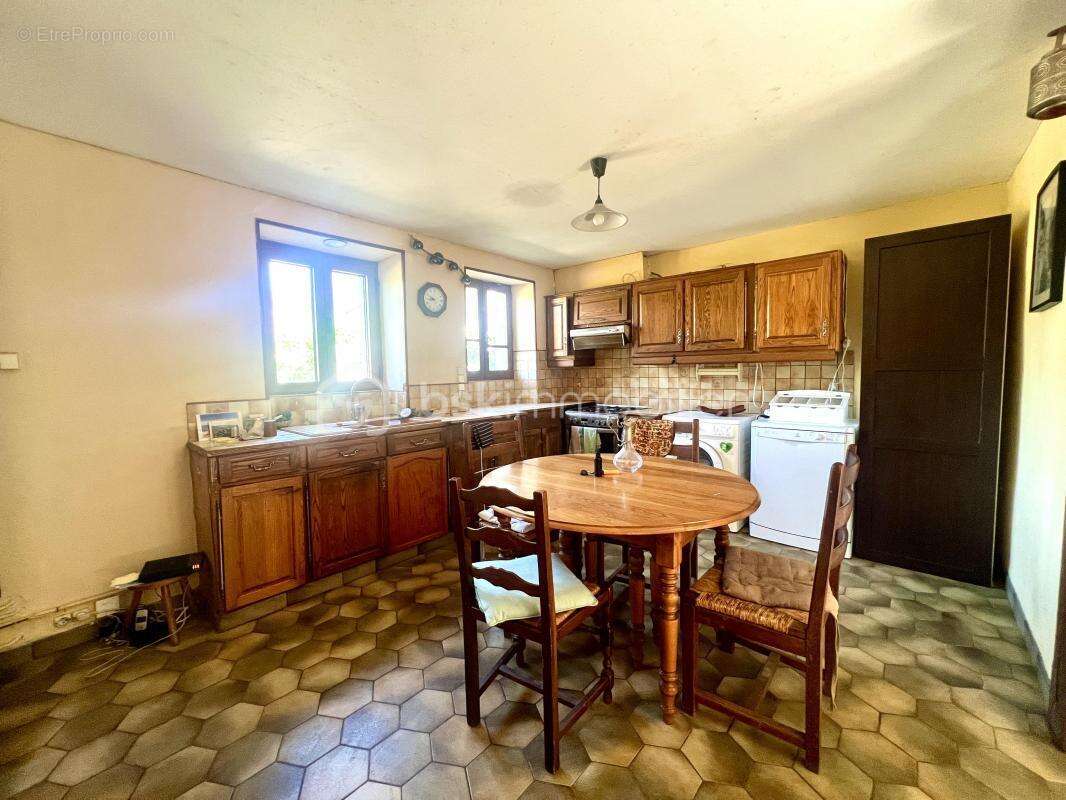 Maison à JANVILLE-SUR-JUINE